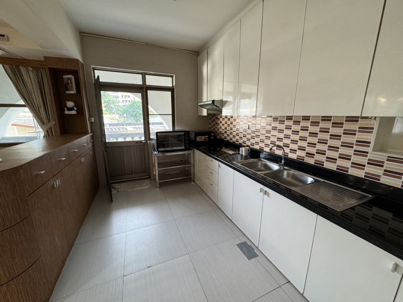 3 Bed, 3 Bath, ApartmentFor Sale, Phrom Phong, Bangkok