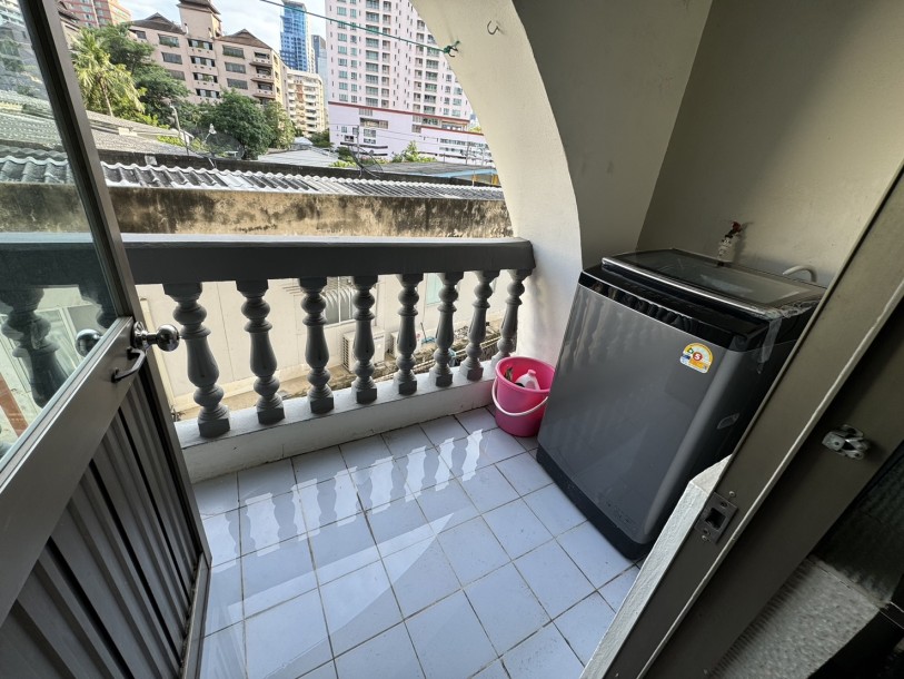 3 Bed, 3 Bath, ApartmentFor Sale, Phrom Phong, Bangkok