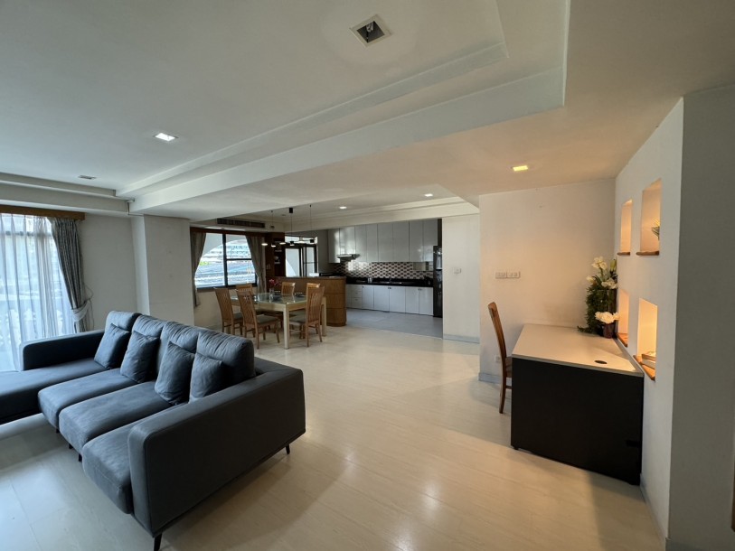 3 Bed, 3 Bath, ApartmentFor Sale, Phrom Phong, Bangkok