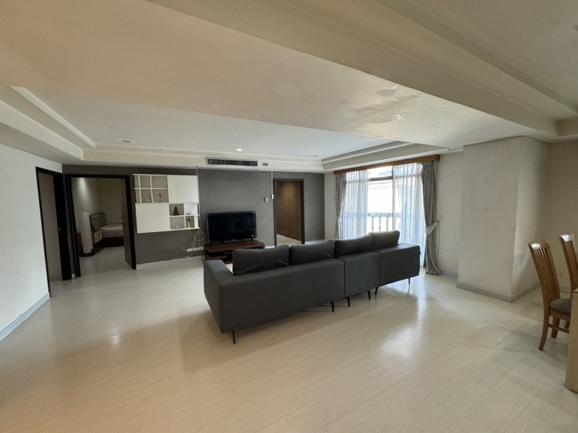 3 Bed, 3 Bath, ApartmentFor Sale, Phrom Phong, Bangkok