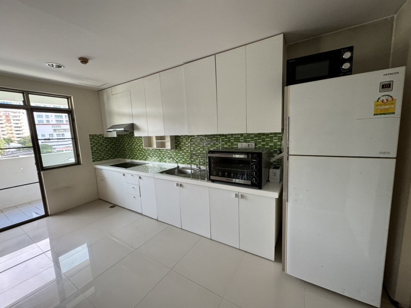 3 Bed, 3 Bath, ApartmentFor Sale, Phrom Phong, Bangkok