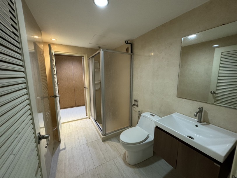 3 Bed, 3 Bath, ApartmentFor Sale, Phrom Phong, Bangkok