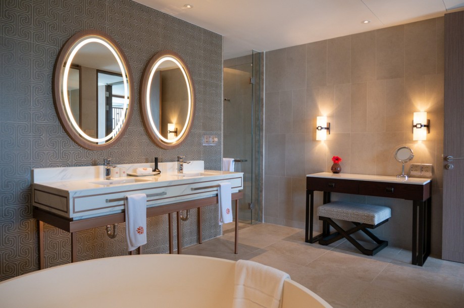 2 Bed, 3 Bath, ApartmentFor Sale, Laguna, Phuket