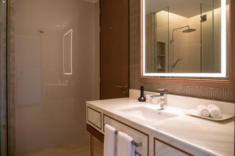 2 Bed, 3 Bath, ApartmentFor Sale, Laguna, Phuket