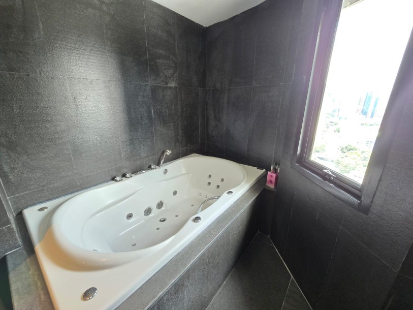 4 Bath, HouseFor Sale, Nana, Bangkok