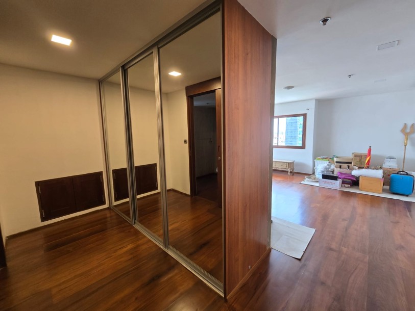 4 Bath, HouseFor Sale, Nana, Bangkok