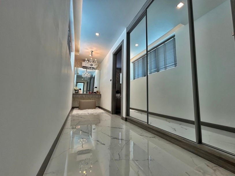 3 Bath, HouseFor Sale, East Pattaya, Chonburi