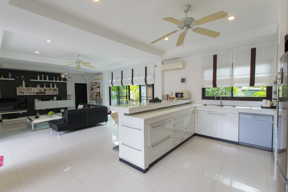 3 Bed, 4 Bath, HouseFor Sale, Rawai, Phuket