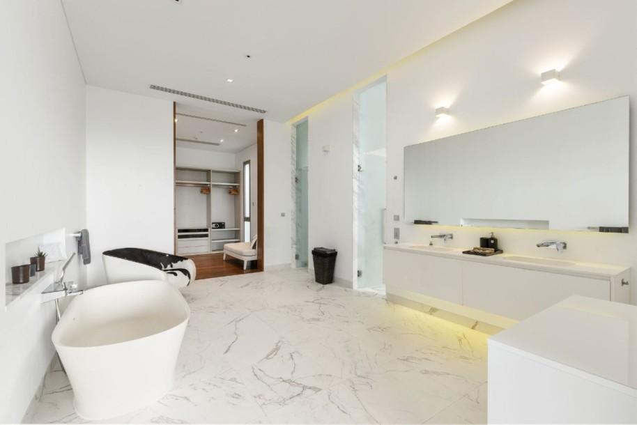 5 Bath, ApartmentFor Sale, Nai Thon, Phuket