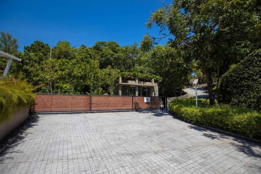 5 Bath, ApartmentFor Sale, Nai Thon, Phuket