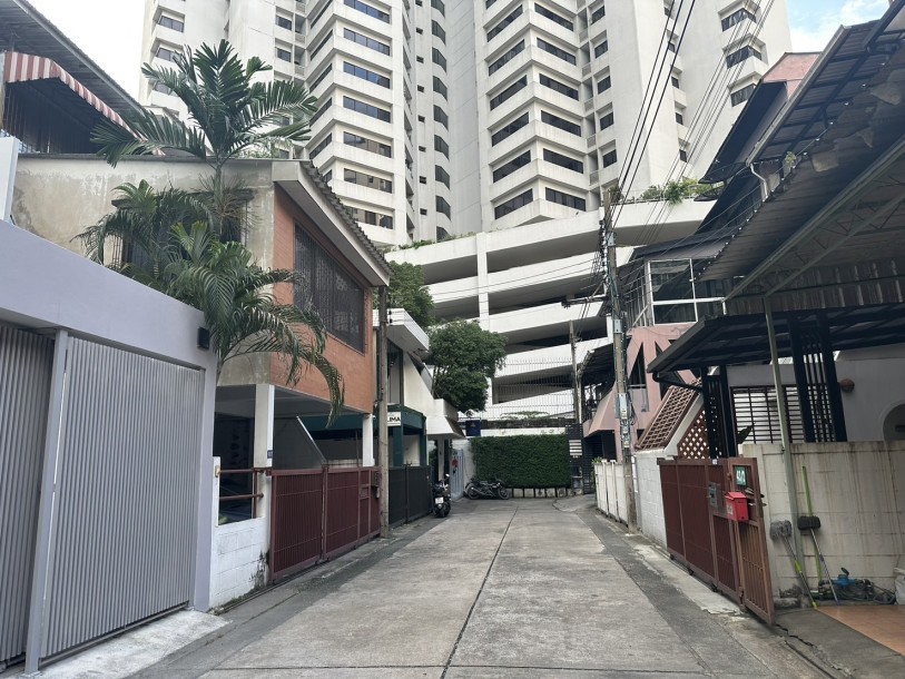 3 Bath, HouseFor Sale, Nana, Bangkok