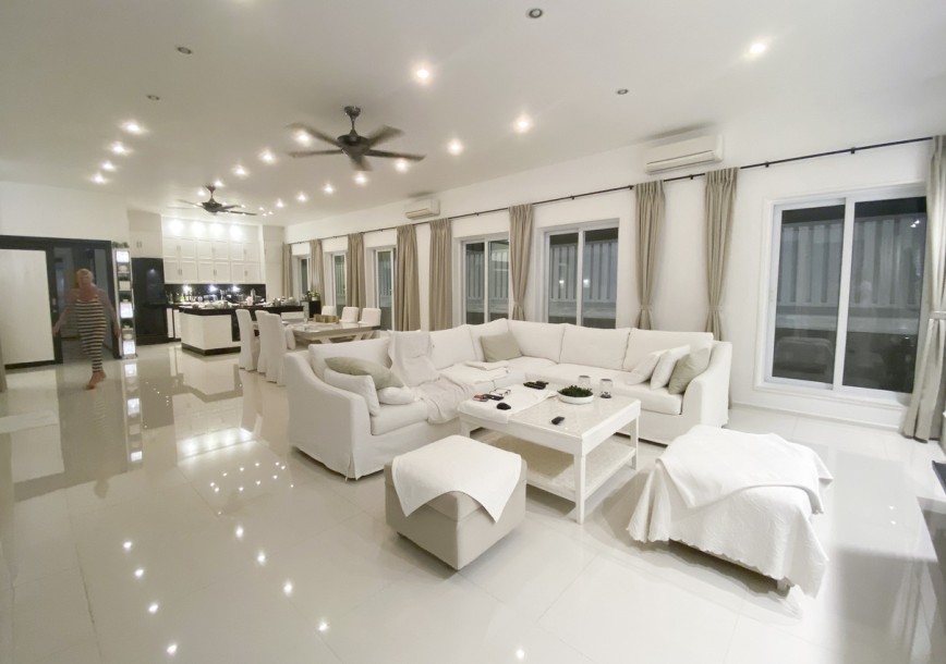 2 Bath, HouseFor Sale, Mission Hill, Phuket