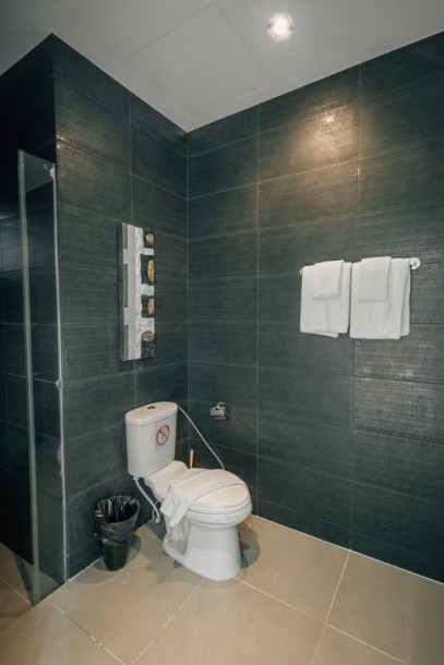 2 Bath, HouseFor Sale, Nai Harn, Phuket