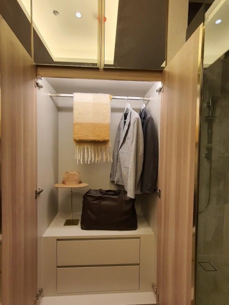 1 Bed, 3 Bath, ApartmentFor Sale, Phra Khanong, Bangkok