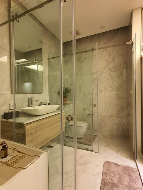 1 Bed, 3 Bath, ApartmentFor Sale, Phra Khanong, Bangkok