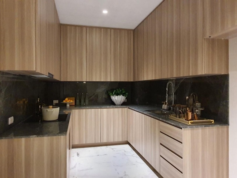 1 Bed, 3 Bath, ApartmentFor Sale, Phra Khanong, Bangkok