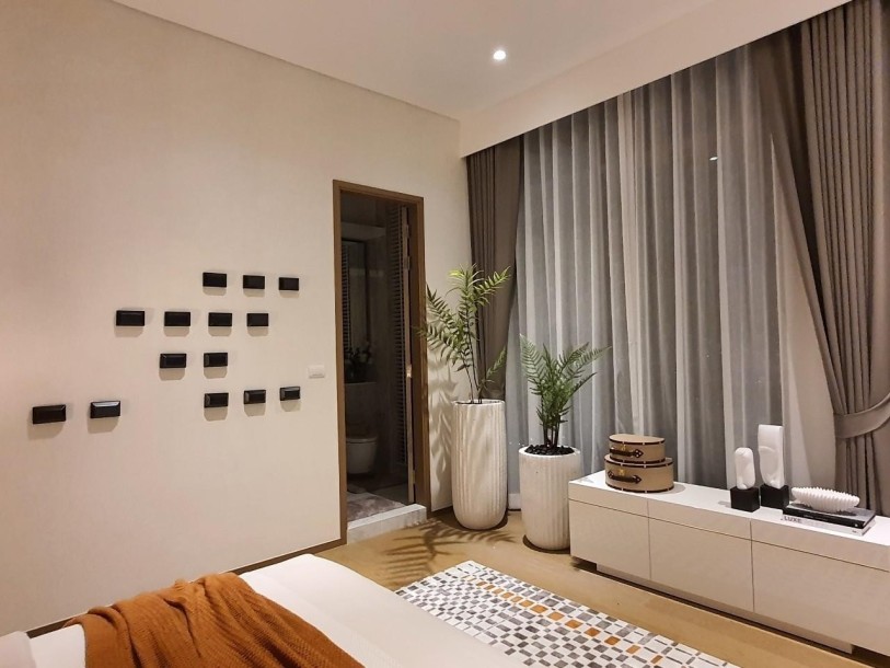 1 Bed, 3 Bath, ApartmentFor Sale, Phra Khanong, Bangkok