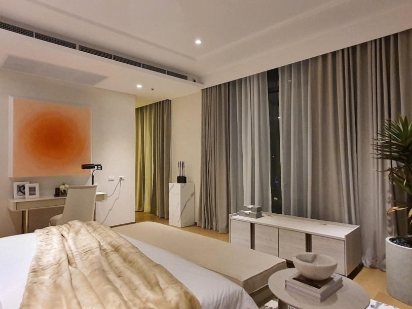 1 Bed, 3 Bath, ApartmentFor Sale, Phra Khanong, Bangkok