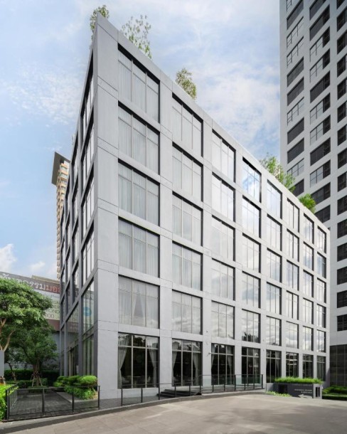 1 Bed, 3 Bath, ApartmentFor Sale, Phra Khanong, Bangkok