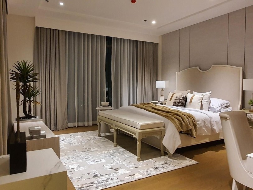 1 Bed, 3 Bath, ApartmentFor Sale, Phra Khanong, Bangkok