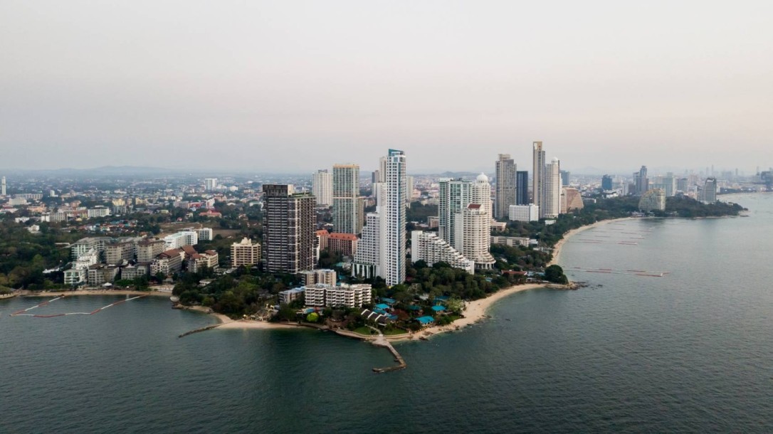 4 Bath, ApartmentFor Sale, North Pattaya, Chonburi