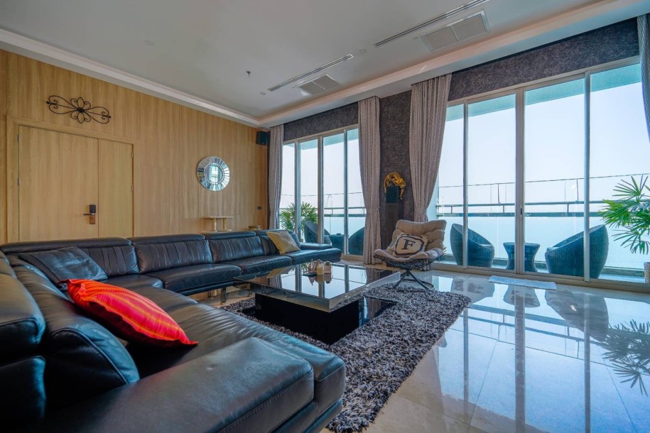 4 Bath, ApartmentFor Sale, North Pattaya, Chonburi