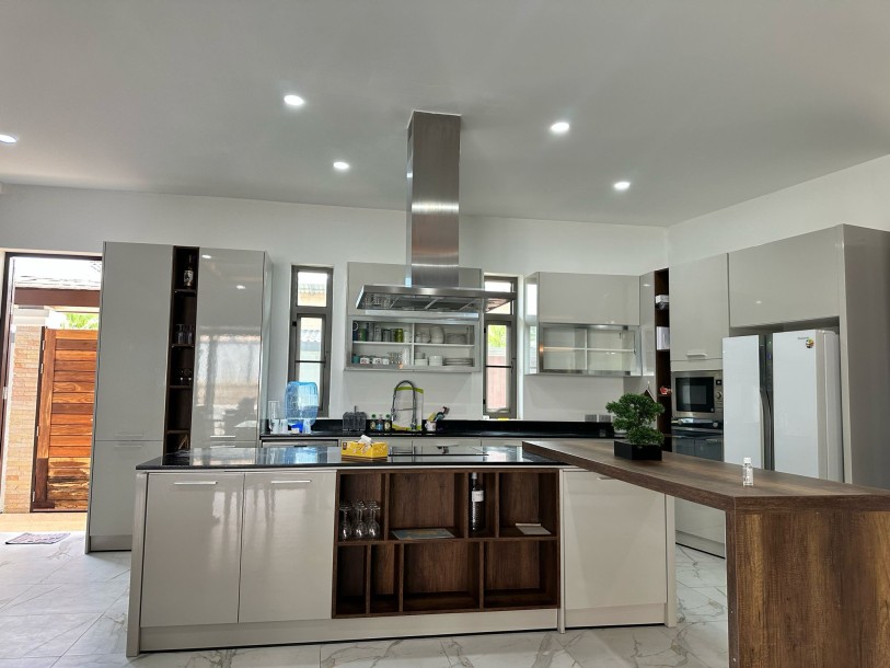 4 Bed, 3 Bath, HouseFor Sale, Thalang, Phuket