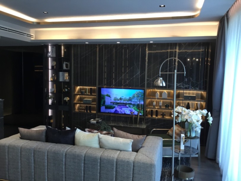 1 Bath, ApartmentFor Sale, Thong Lo, Bangkok