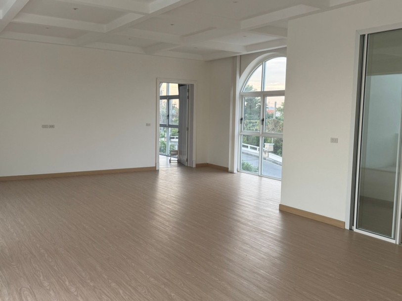 4 Bed, 6 Bath, HouseFor Sale, Yaek Tiwanon, Bangkok