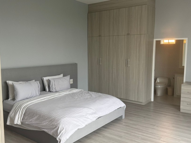 4 Bed, 6 Bath, HouseFor Sale, Yaek Tiwanon, Bangkok