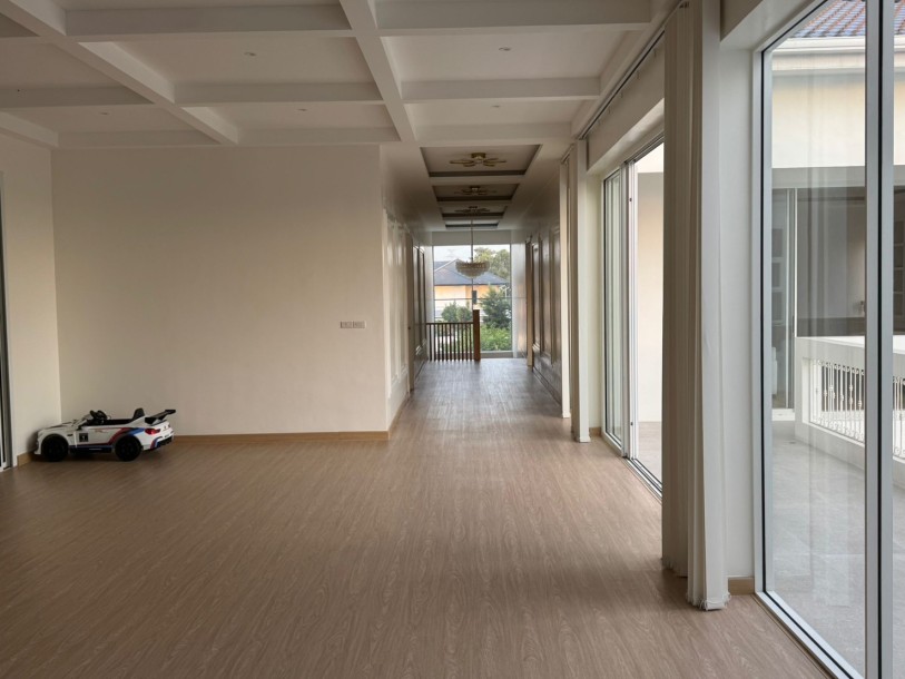 4 Bed, 6 Bath, HouseFor Sale, Yaek Tiwanon, Bangkok