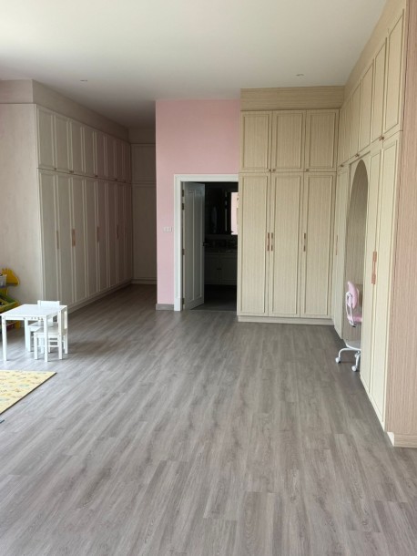 4 Bed, 6 Bath, HouseFor Sale, Yaek Tiwanon, Bangkok