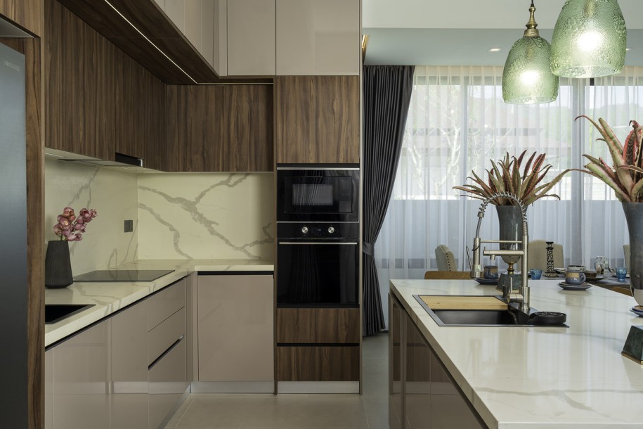 5 Bath, HouseFor Sale, West - Hua Hin, Prachuap Khiri Khan