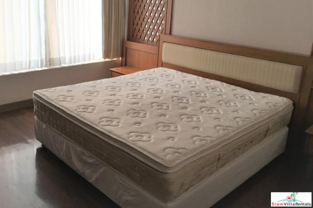 1 Bed, 2 Bath, ApartmentFor Sale, Lumphini, Bangkok