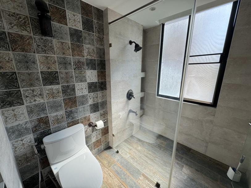 3 Bed, 3 Bath, ApartmentFor Sale, Phrom Phong, Bangkok