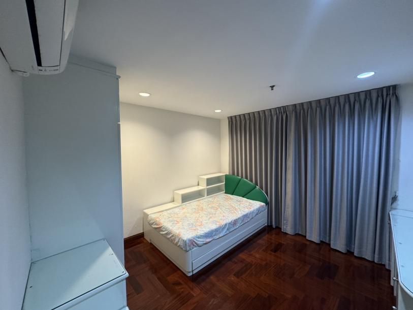 3 Bed, 3 Bath, ApartmentFor Sale, Phrom Phong, Bangkok