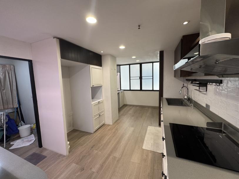 3 Bed, 3 Bath, ApartmentFor Sale, Phrom Phong, Bangkok