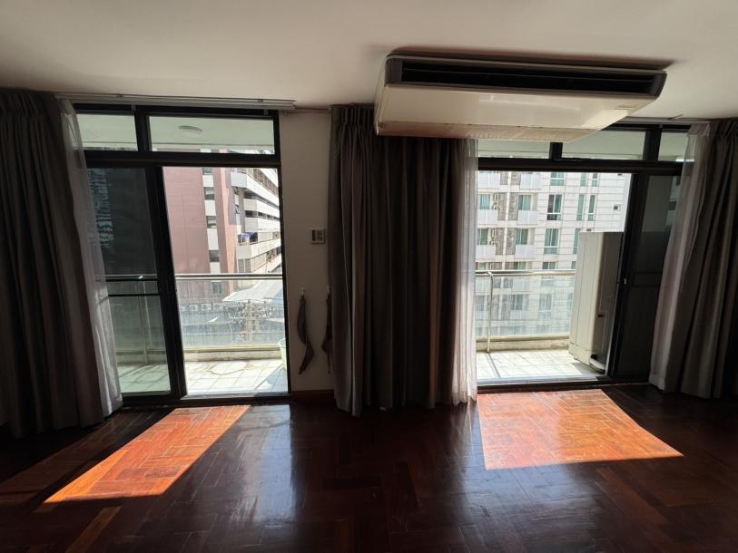 3 Bed, 3 Bath, ApartmentFor Sale, Phrom Phong, Bangkok