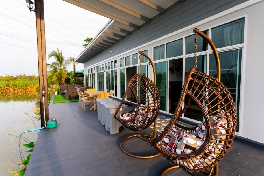 4 Bath, HouseFor Sale