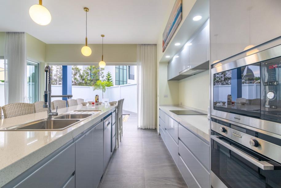 3 Bed, 12 Bath, HouseFor Sale, Cherng Talay, Phuket