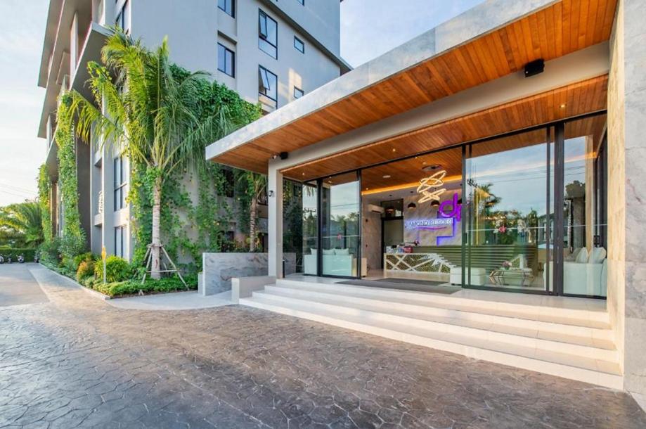 3 Bed, 2 Bath, ApartmentFor Sale, Bang Tao, Phuket