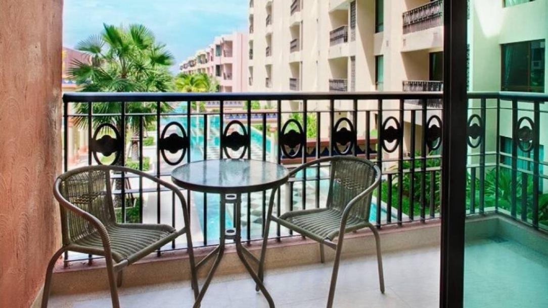 3 Bath, ApartmentFor Sale, North - Hua Hin, Prachuap Khiri Khan