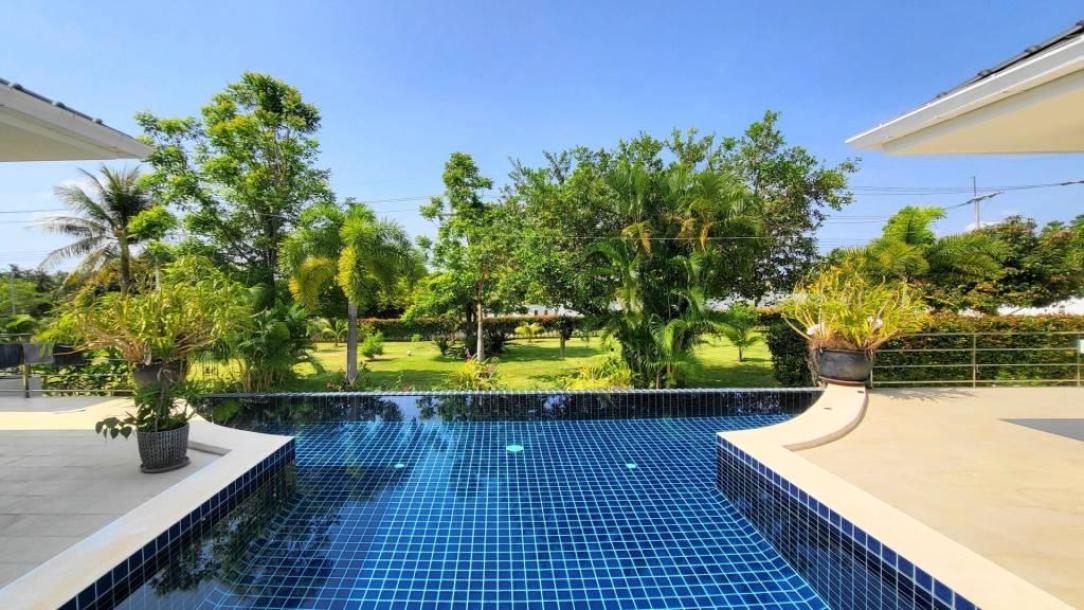 5 Bath, HouseFor Sale, Central - Hua Hin, Prachuap Khiri Khan