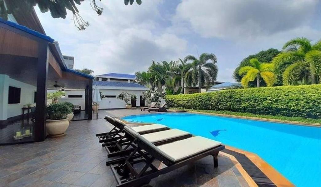 4 Bath, HouseFor Sale, North - Hua Hin, Prachuap Khiri Khan