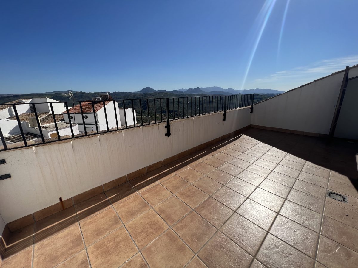 3 Bed, 1 Bath, HouseFor Sale, Olvera, Andalucia