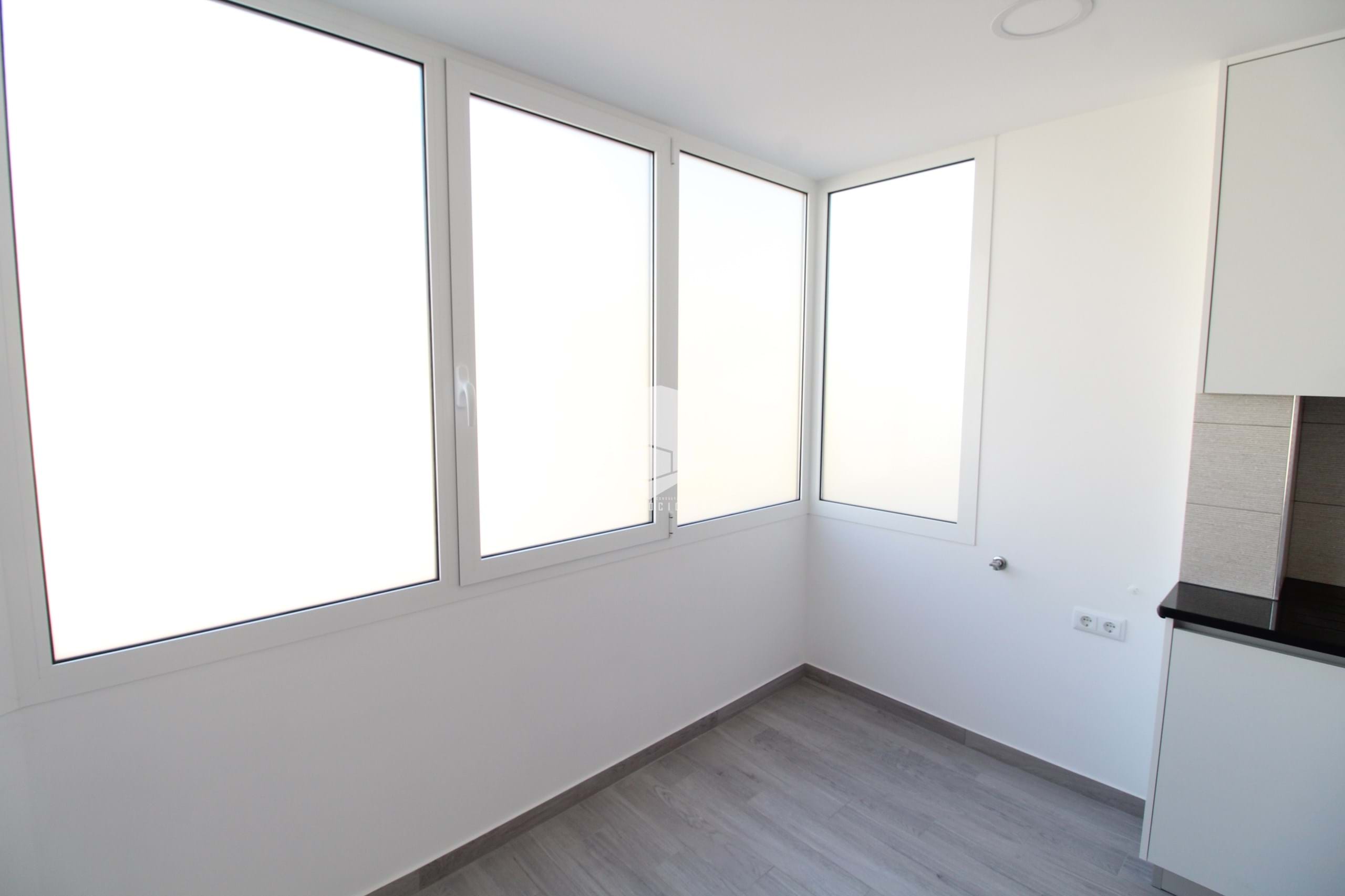 2 Bed, 1 Bath, ApartmentFor Sale, Leiria, Leiria, 2415-312