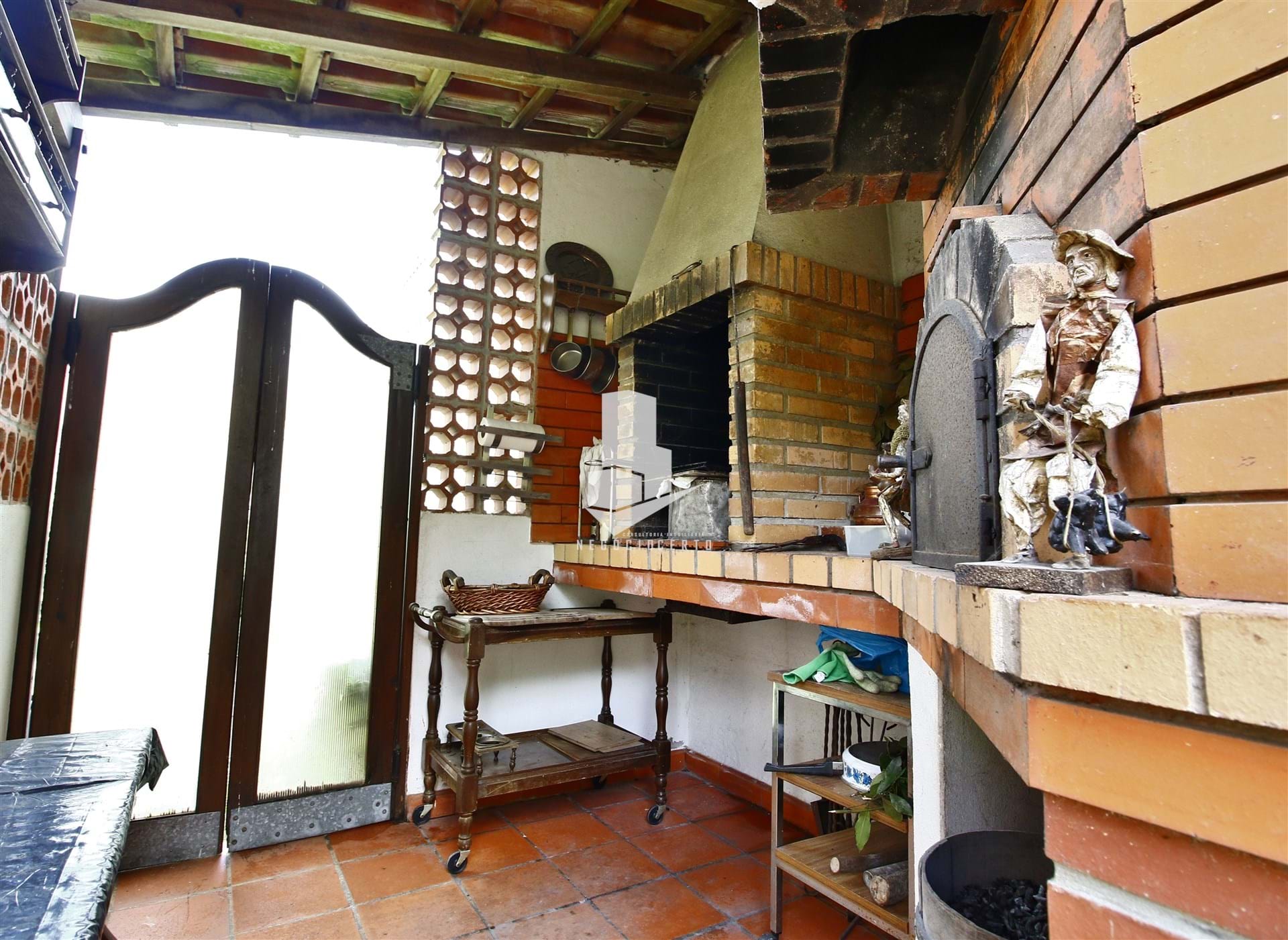 4 Bed, 2 Bath, HouseFor Sale, Leiria, Leiria, 2400-235