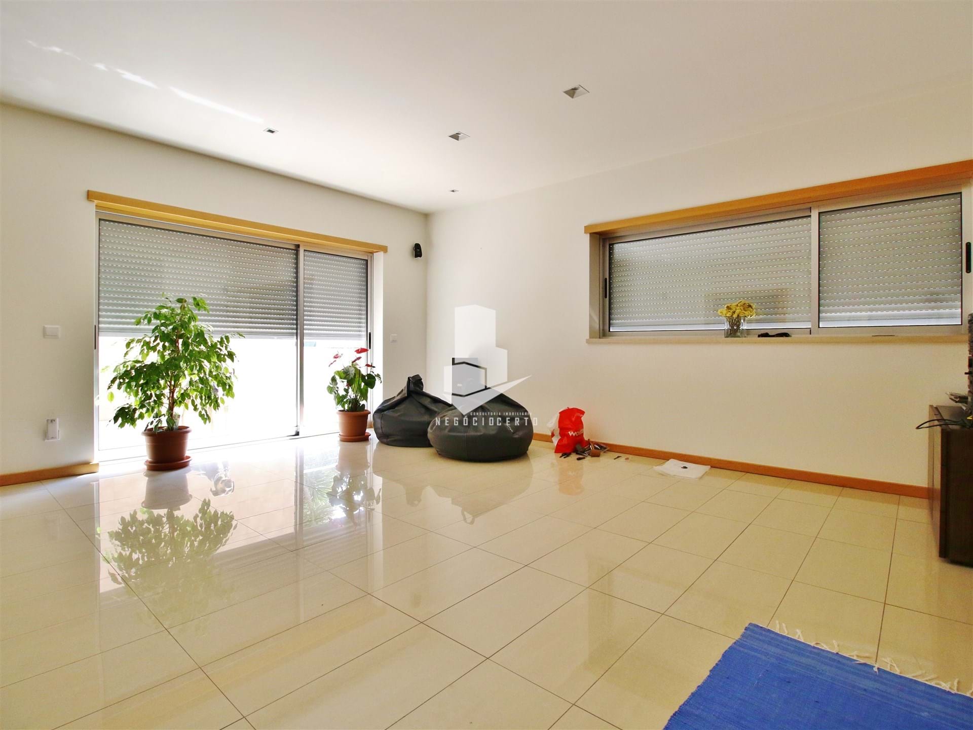 4 Bed, 3 Bath, HouseFor Sale, Leiria, Leiria