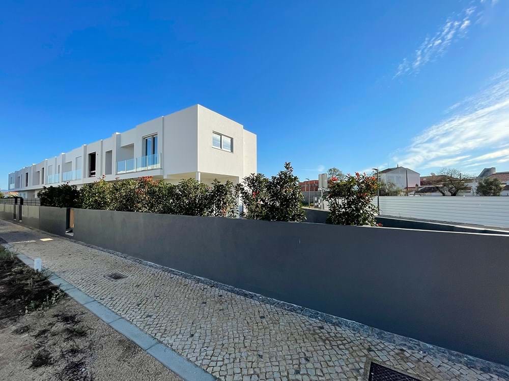 3 Bed, 3 Bath, HouseFor Sale, Lagos, Faro