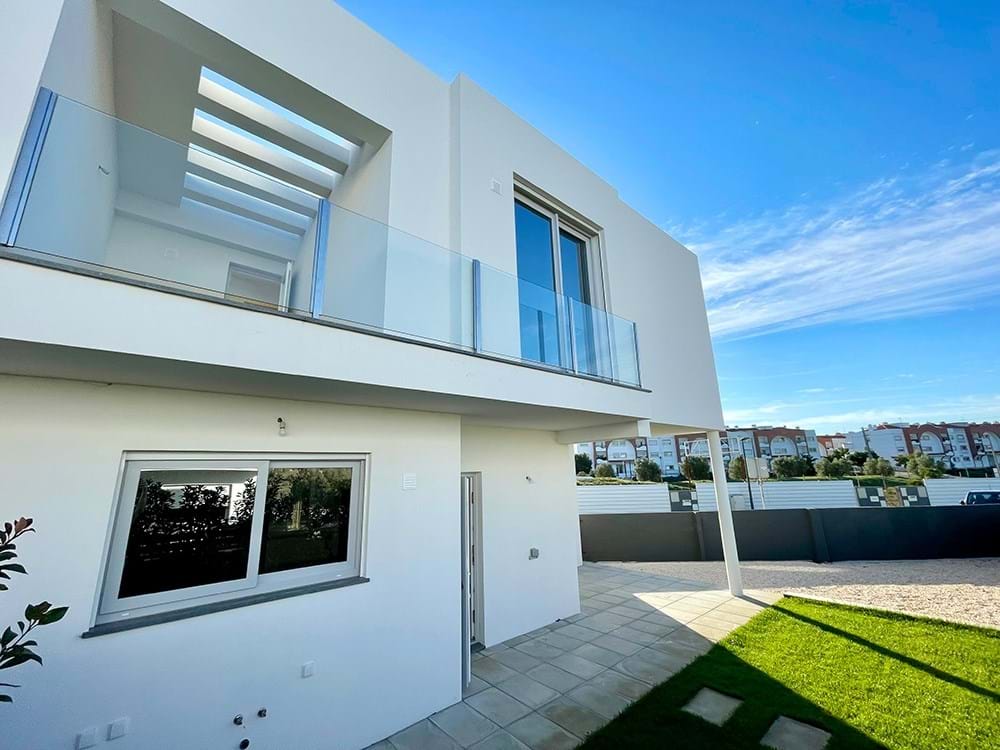 3 Bed, 3 Bath, HouseFor Sale, Lagos, Faro